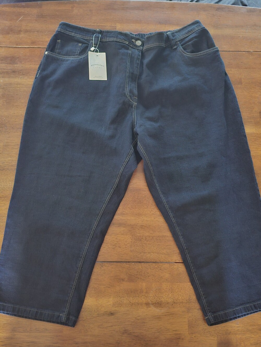Stretch Ankle Jeans in Dark Navy - Classic Crop
